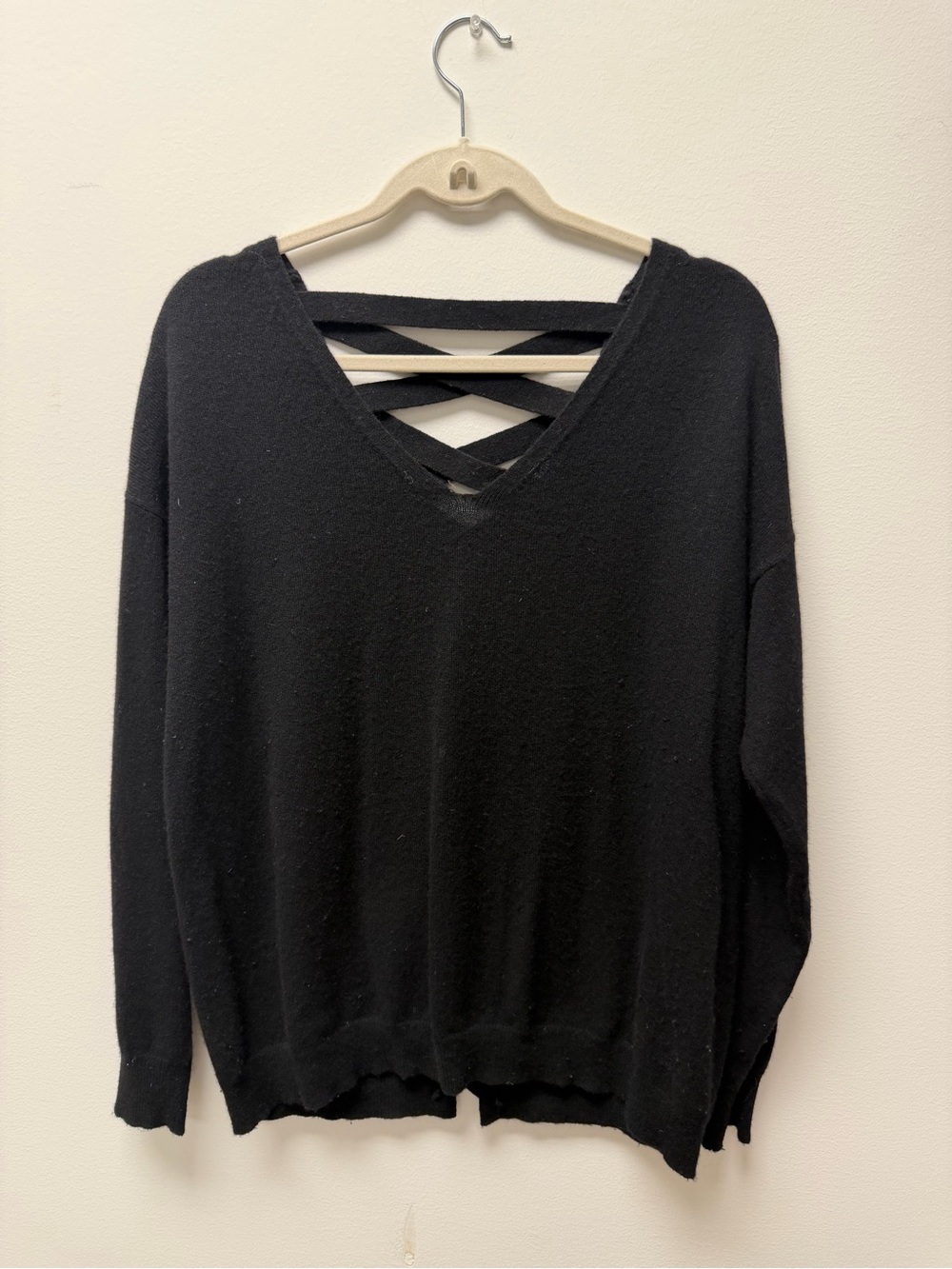 AQUA Cashmere Black V-Neck Sweater with Strappy Back Detail